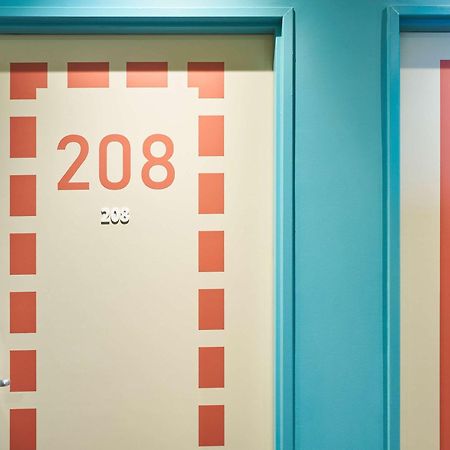 Ibis Budget Zurich City West Esterno foto