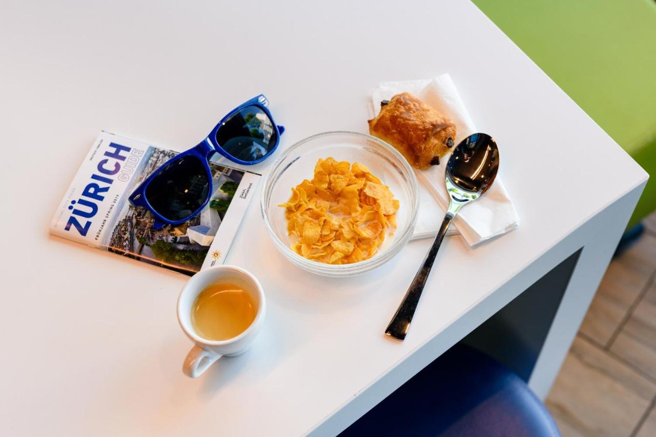 Ibis Budget Zurich City West Esterno foto