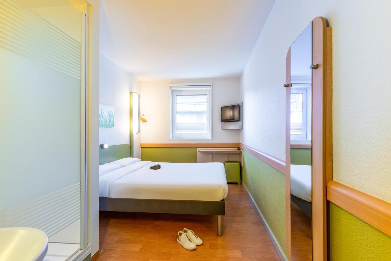 Ibis Budget Zurich City West Esterno foto