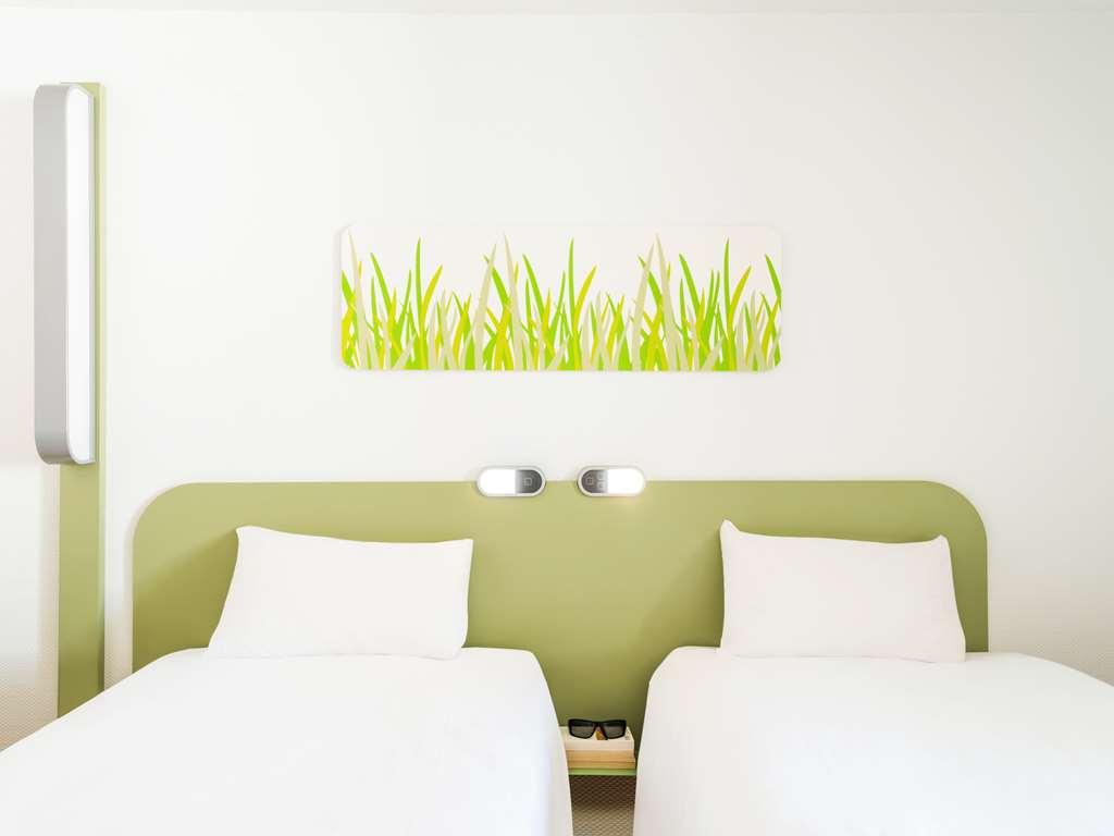 Ibis Budget Zurich City West Camera foto