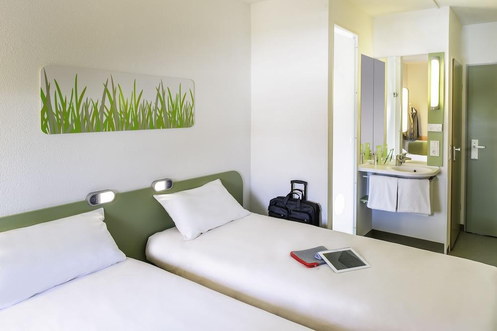 Ibis Budget Zurich City West Esterno foto